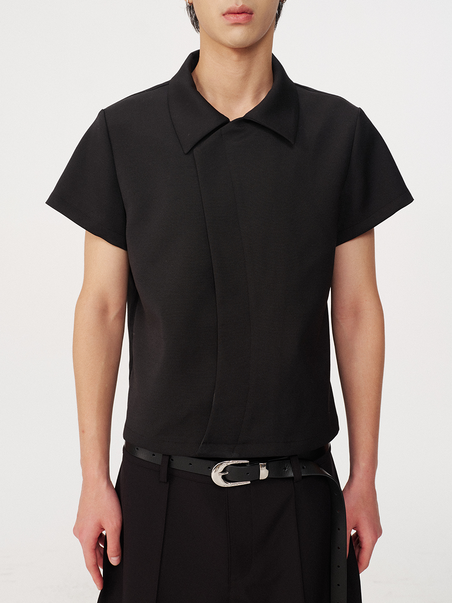 Shirt with inner buttons