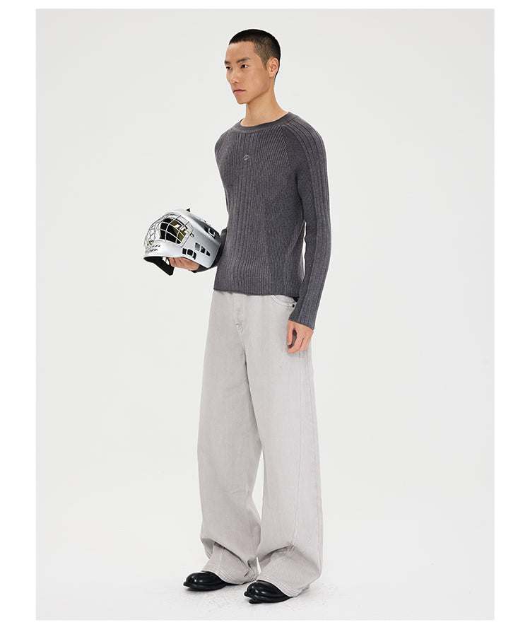 Tight-Fitting Wool Blend Sweater