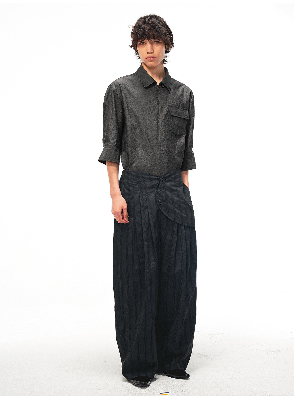Casual Pants with Curved Side Panels