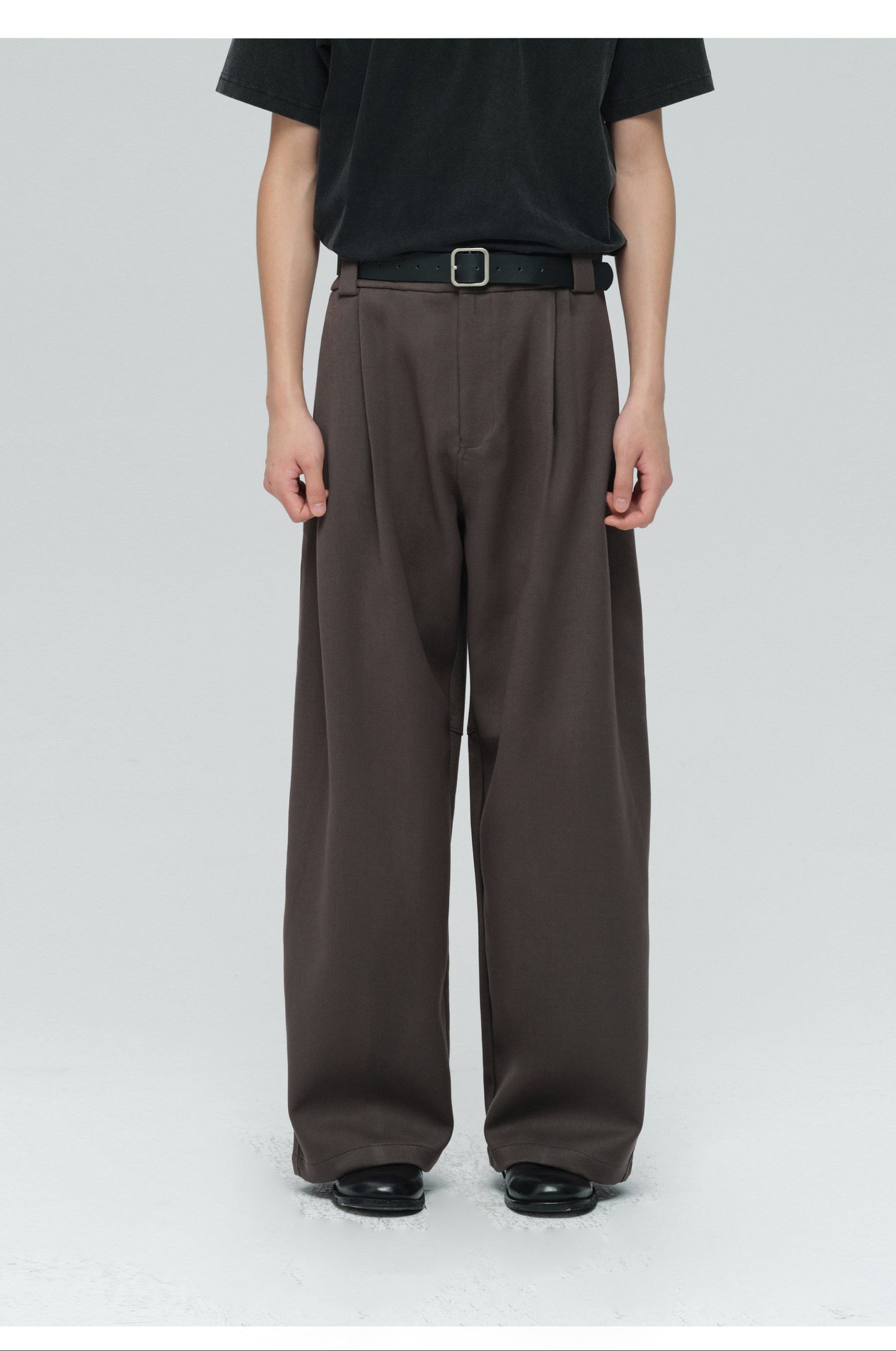 Double-Pleated Solid Casual Pants