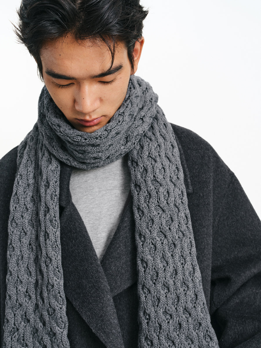 Cable-knit Heated Long Scarf
