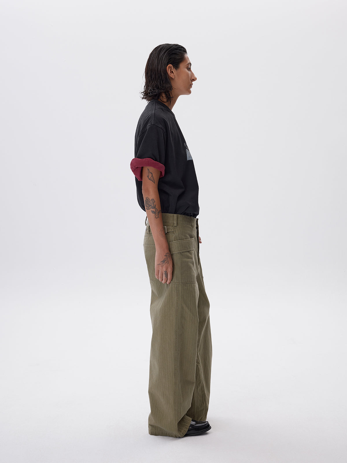 Casual pants with patch pockets