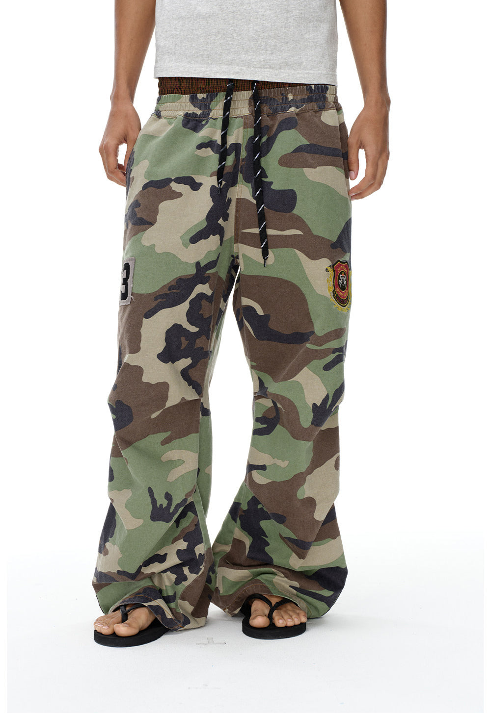 Aged Finish Double-Waist Camo Casual Pants