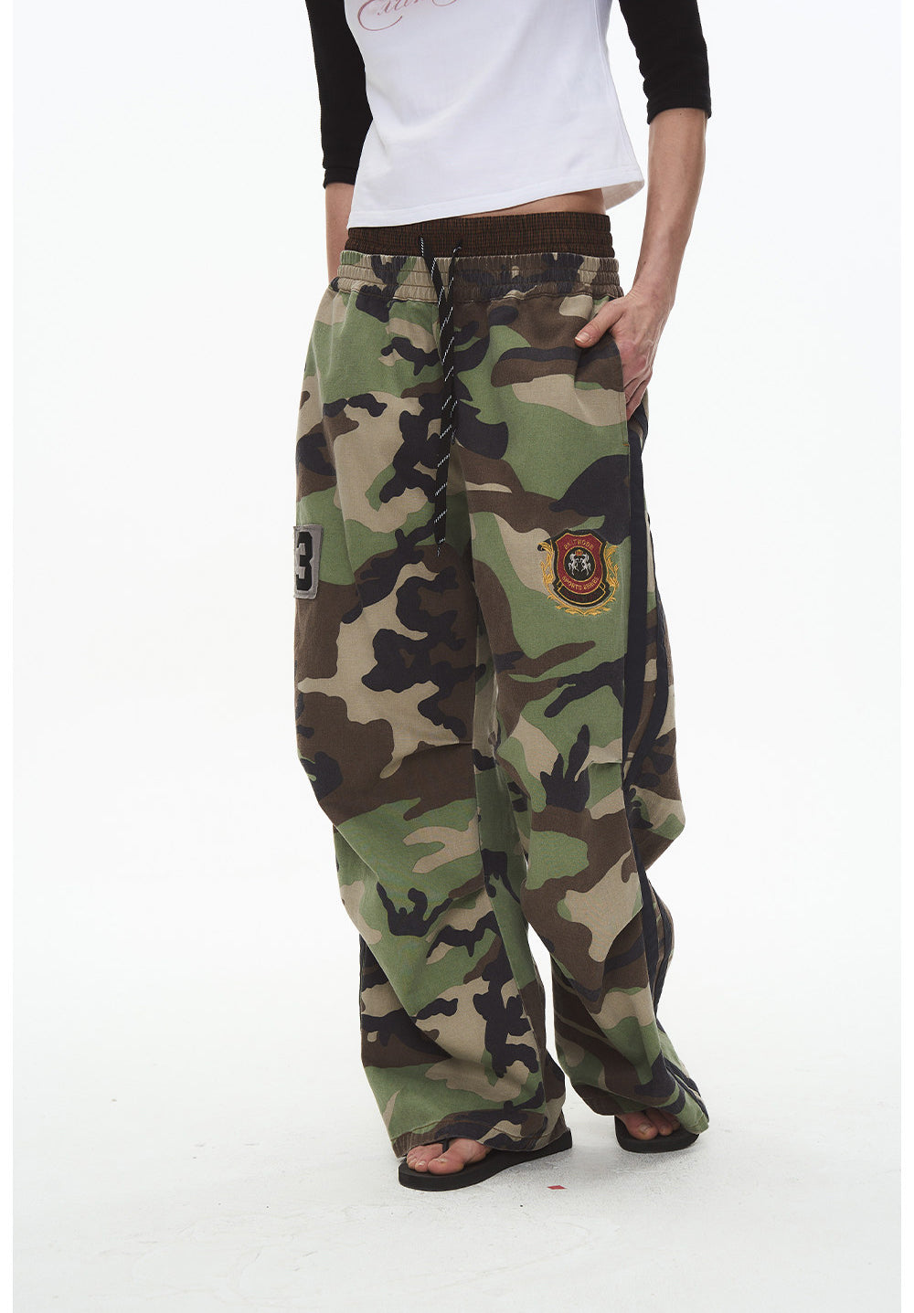 Aged Finish Double-Waist Camo Casual Pants