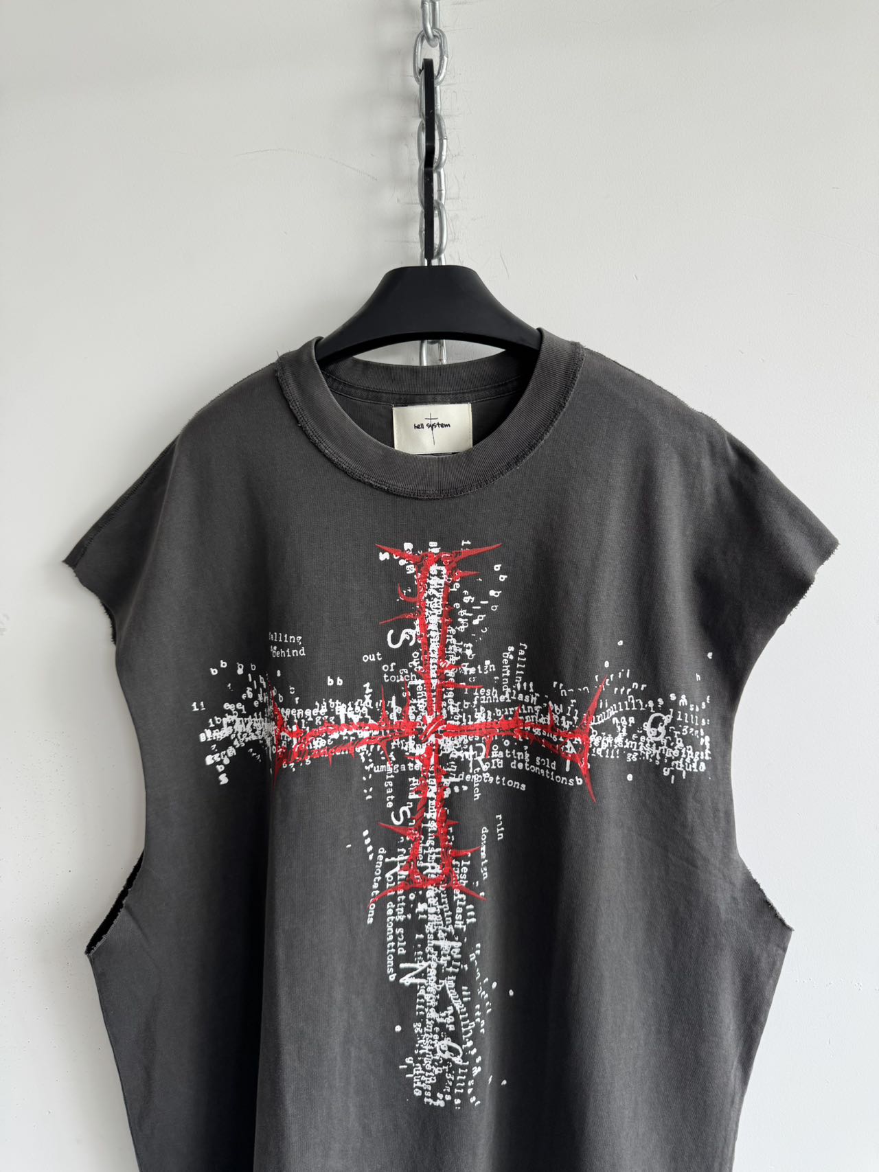 Damaged loose cotton sleeveless shirt