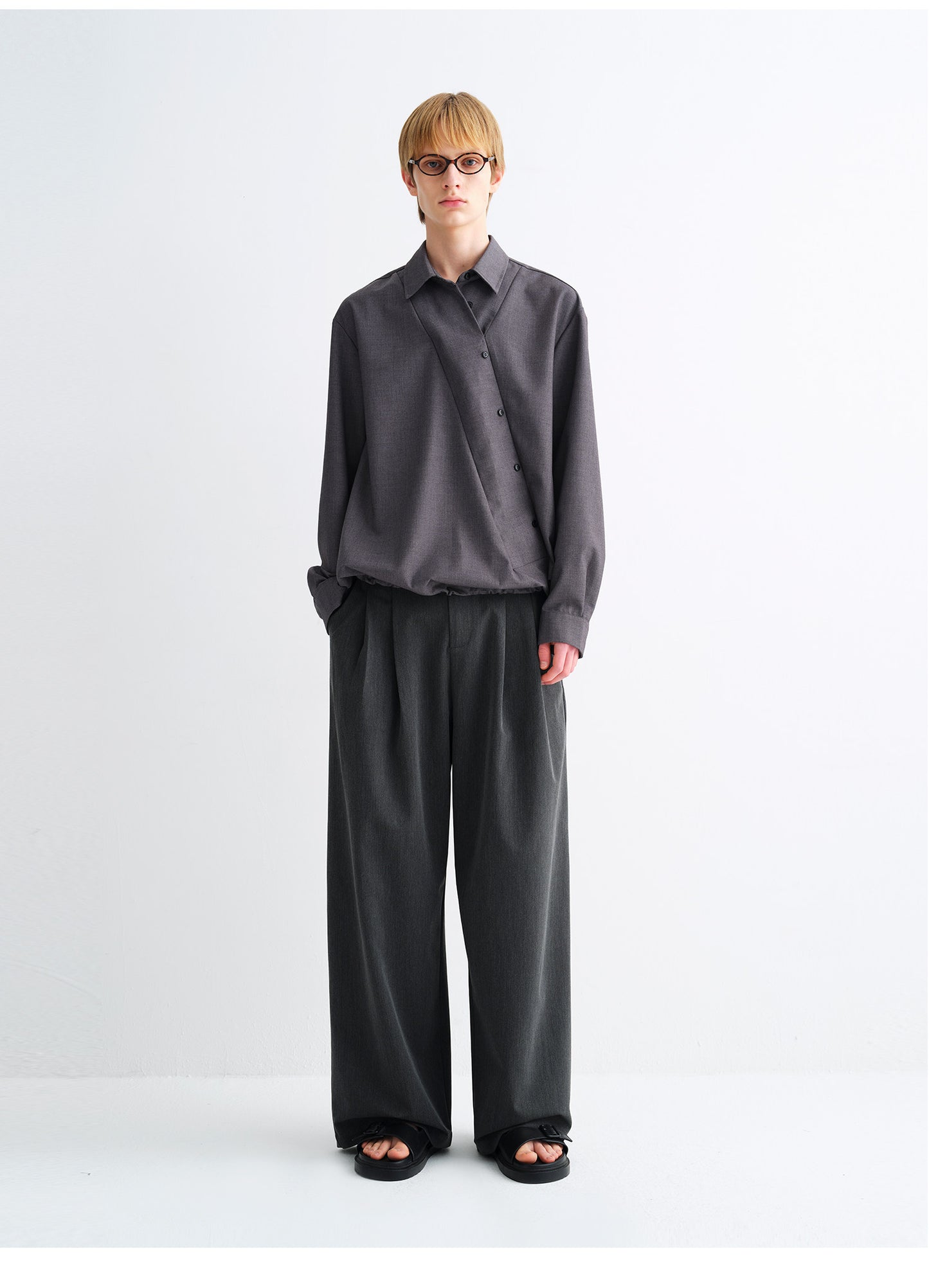Casual Pants with Double-Pleated Waist Loop Design