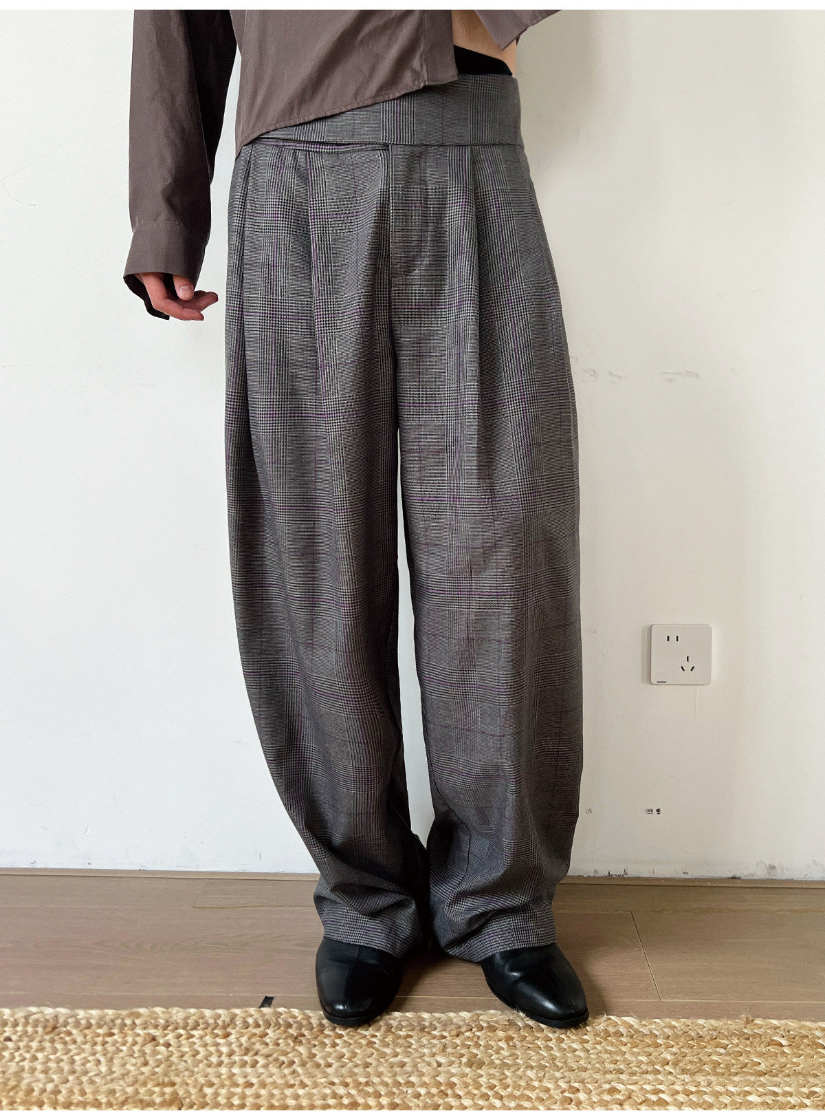 Checkered Double-Tuck Casual Pants