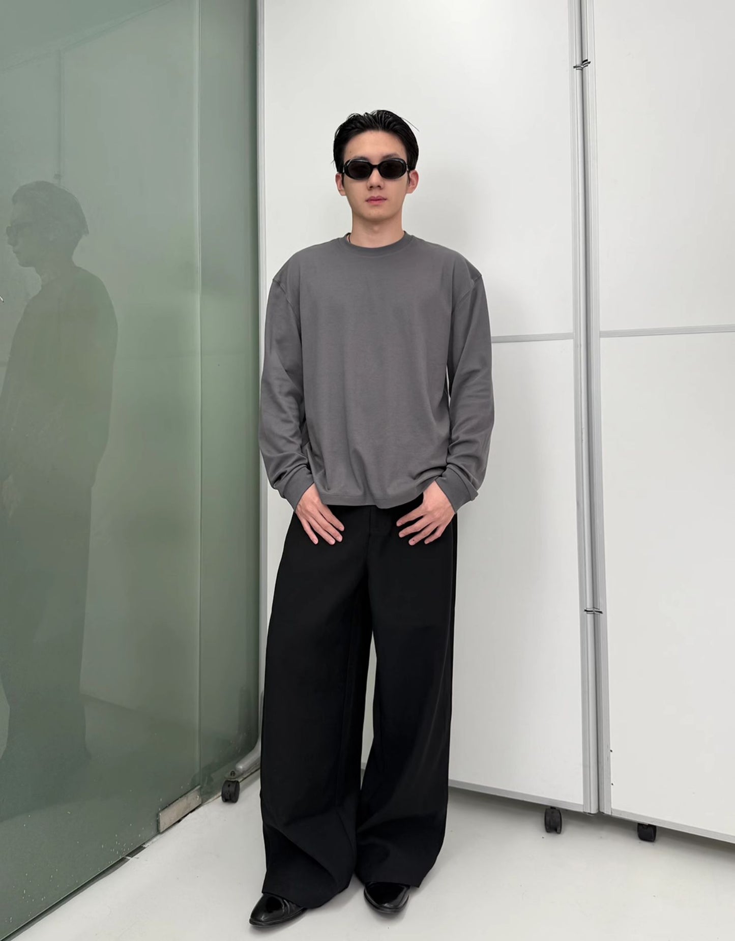 Natural wide shoulder T-shirt