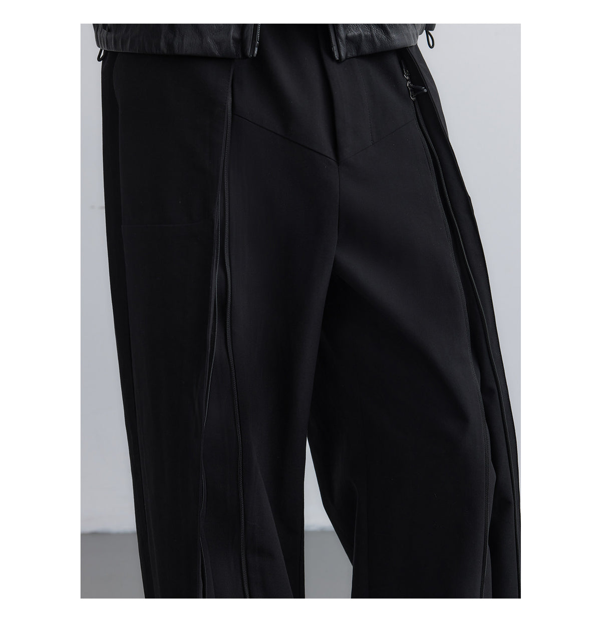 Casual Pants with Three Adjustable Zippers