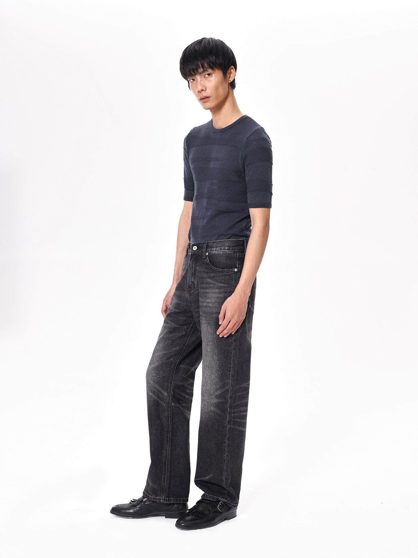 Vintage-Style Washed Slim-Fit Jeans