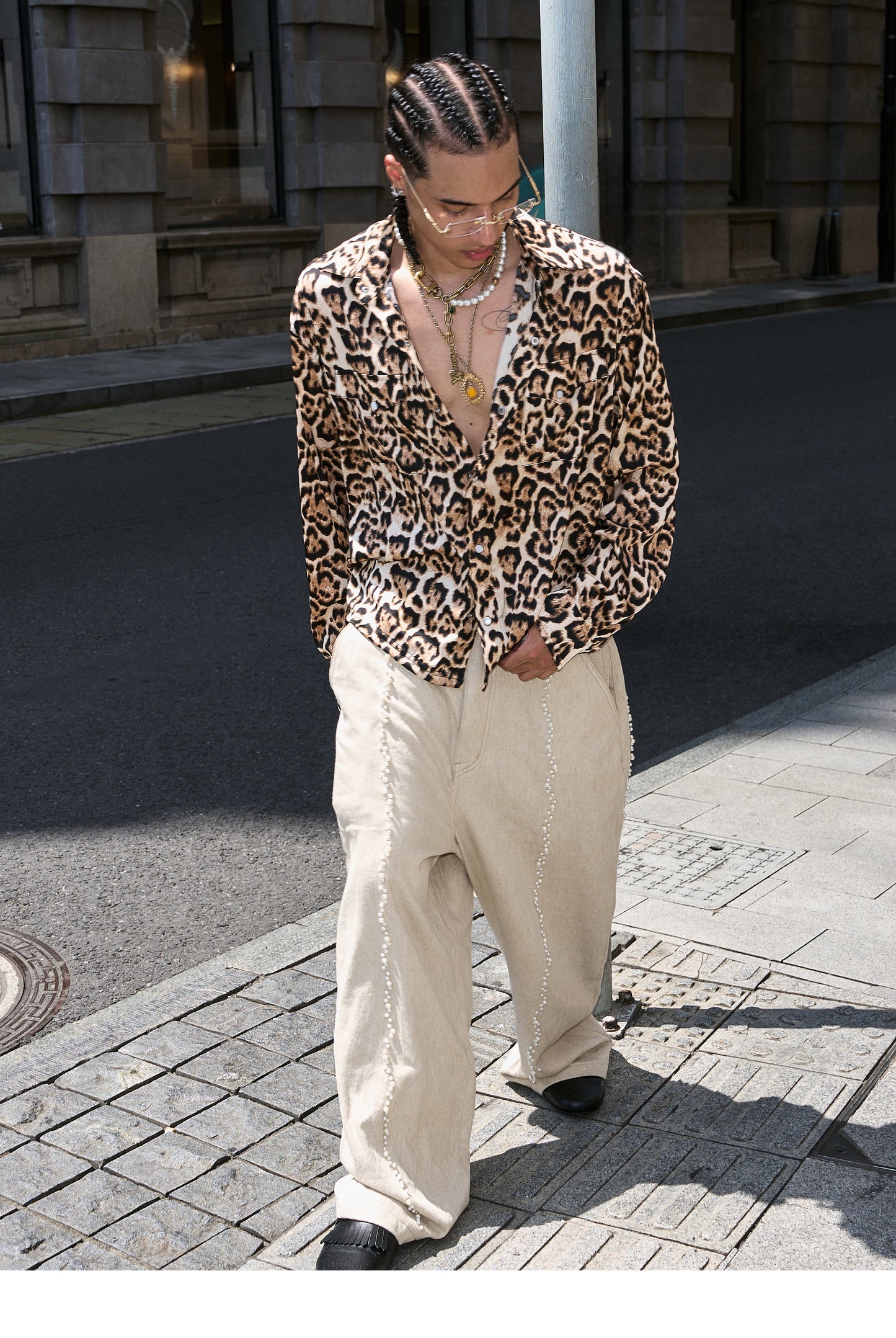 실크 텍스처 레오파드 프린트 샤트