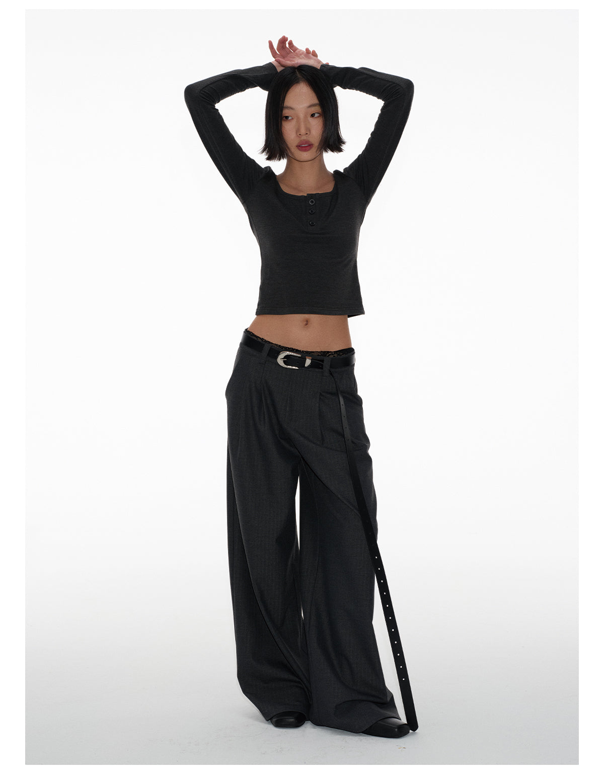 Double-pleated wide-leg pants