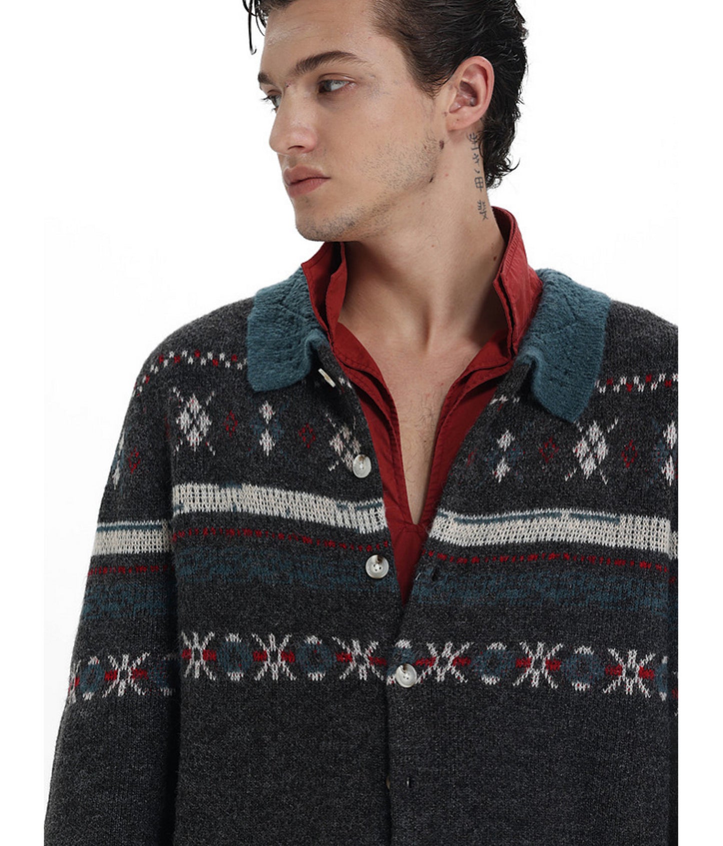 Diamond-Cutout Collar Cardigan