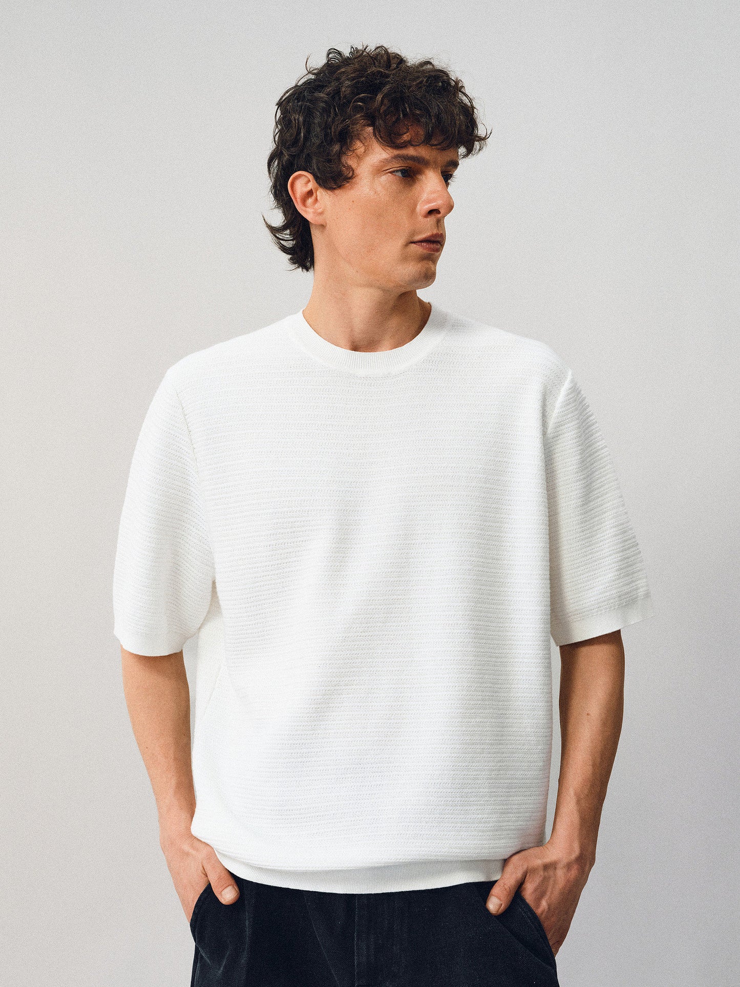 Short-sleeve knit shirt