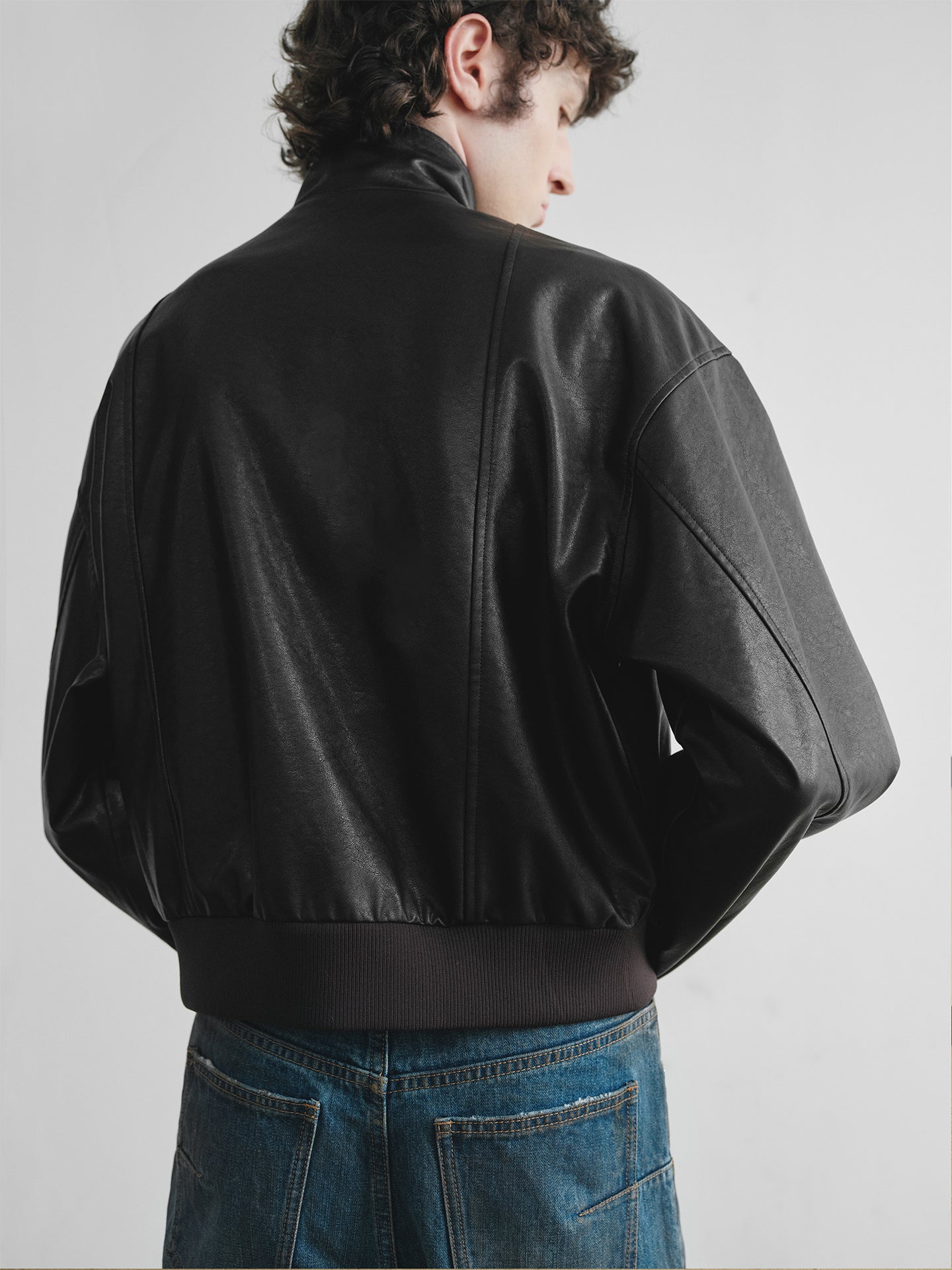 Cropped-length leather jacket