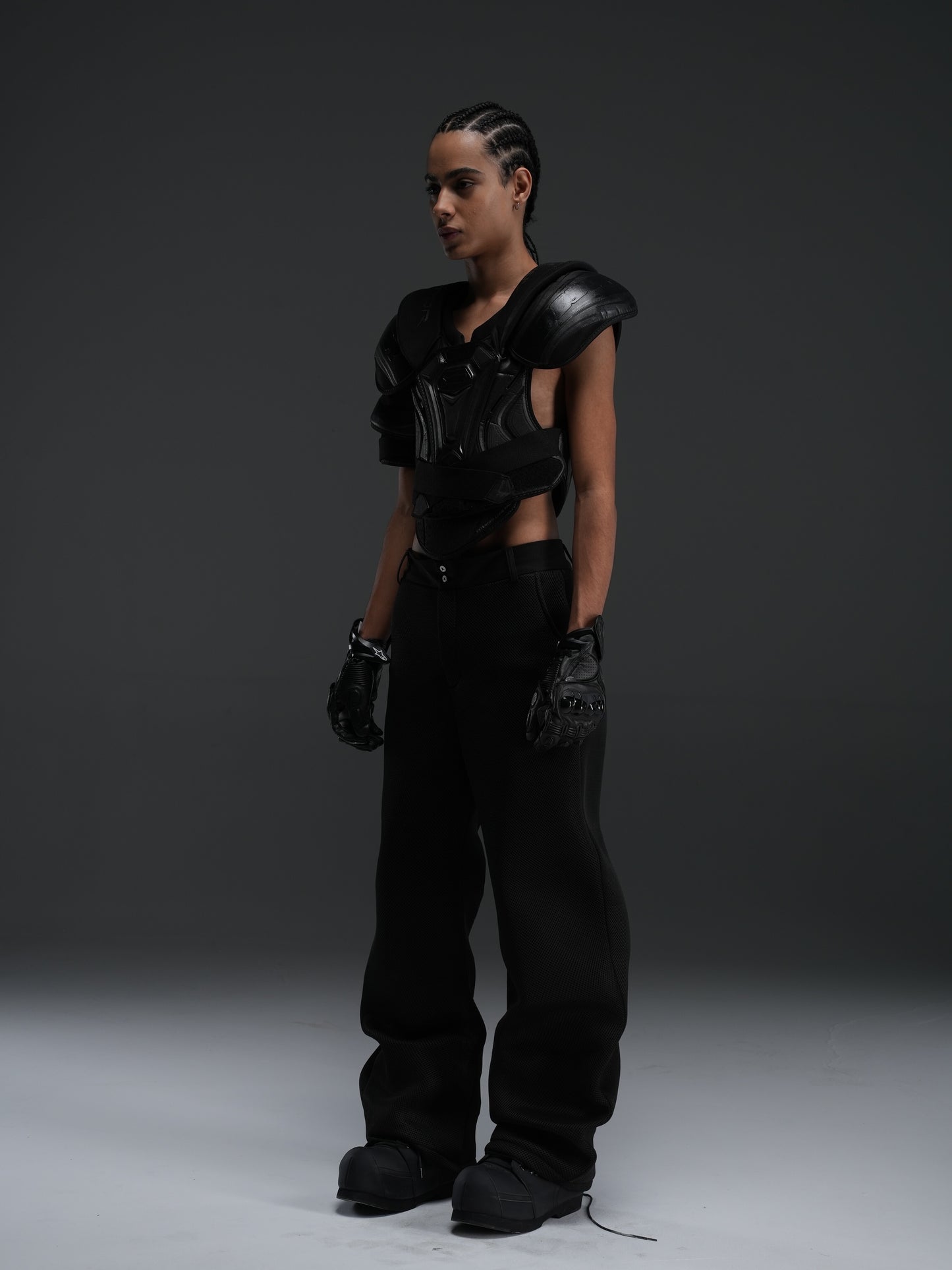 Mesh three-dimensional scimitar pants