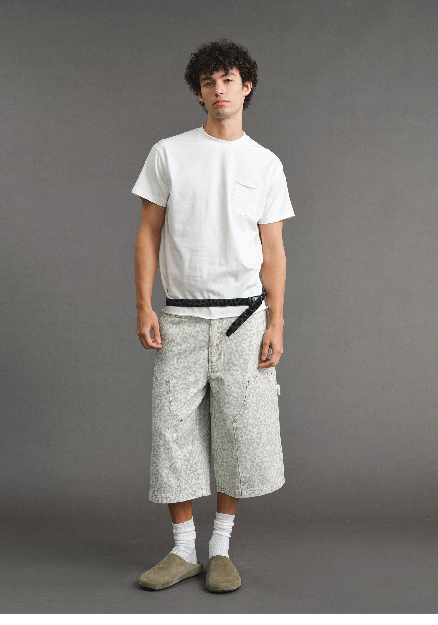 Vintage-Style Rolled Hem Crew Neck T-Shirt