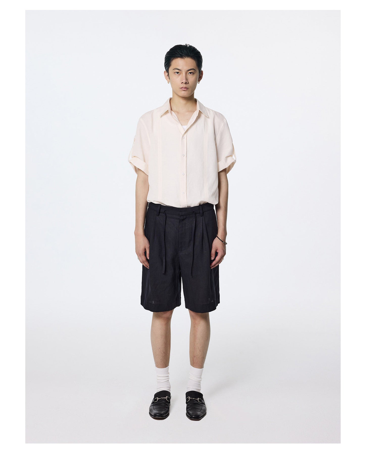 Loose-fitting rayon shirt
