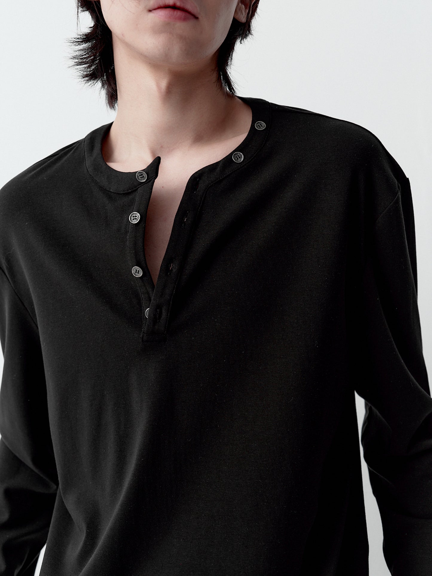 Distressed Henry-Neck T-Shirt