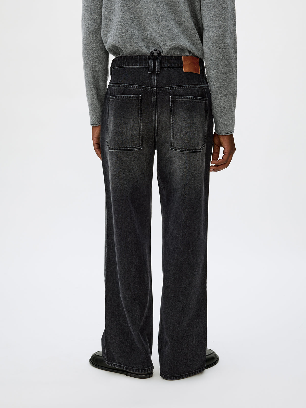 Wash-processed Straight-Leg Jeans