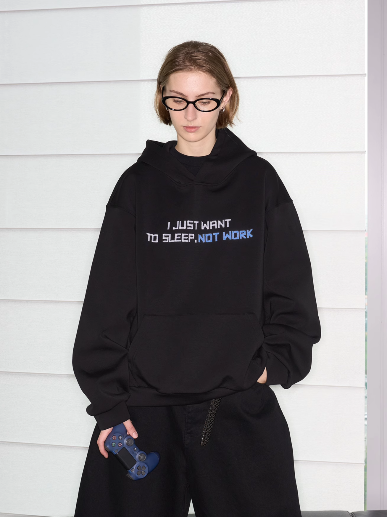 Slogan Print Silhouette Hooded Sweatshirt