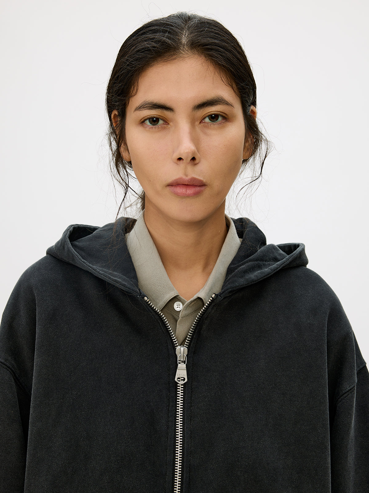 Wash-Damaged Zipper Sweatshirt