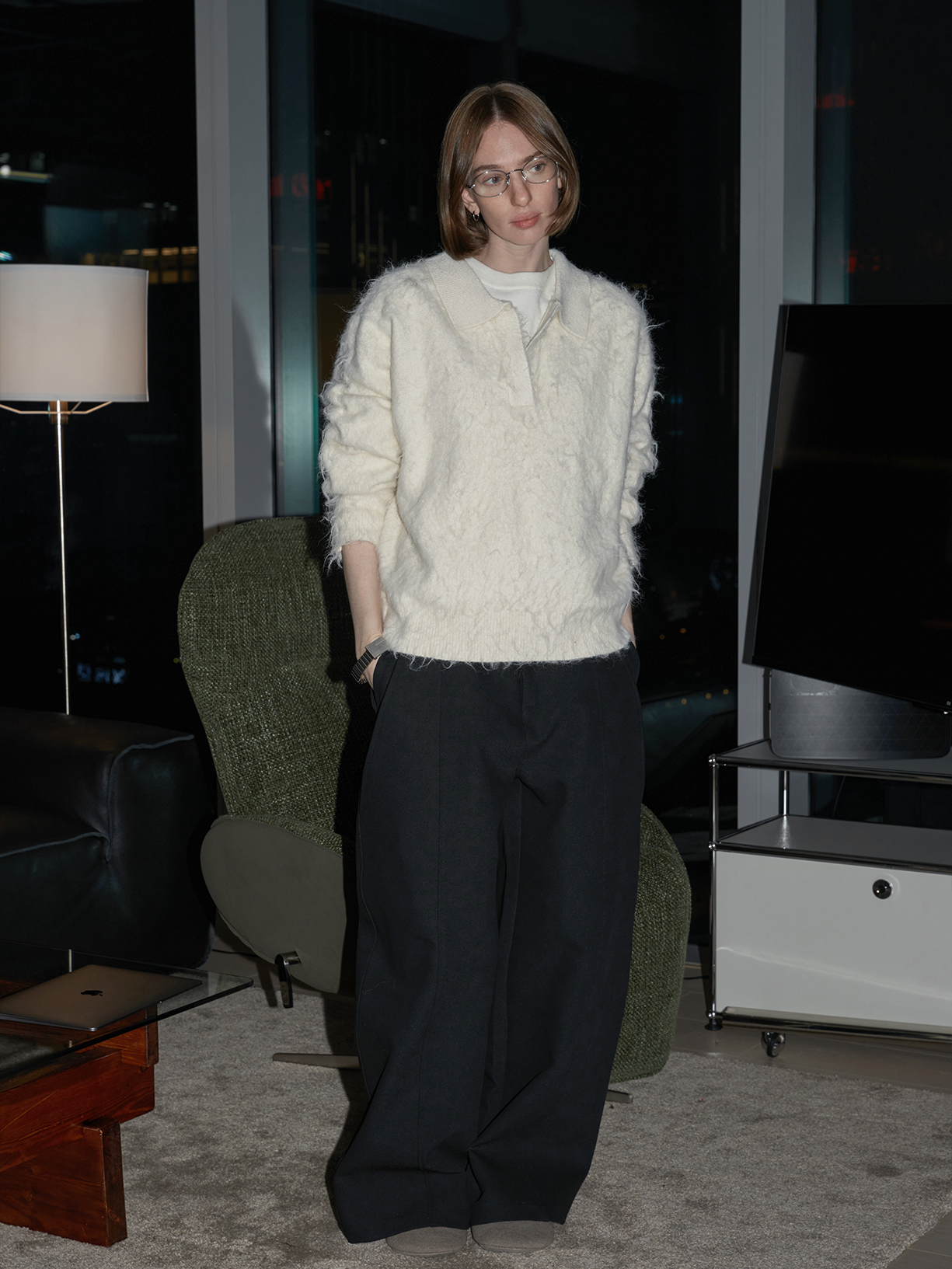 Collar-neck unisex sweater