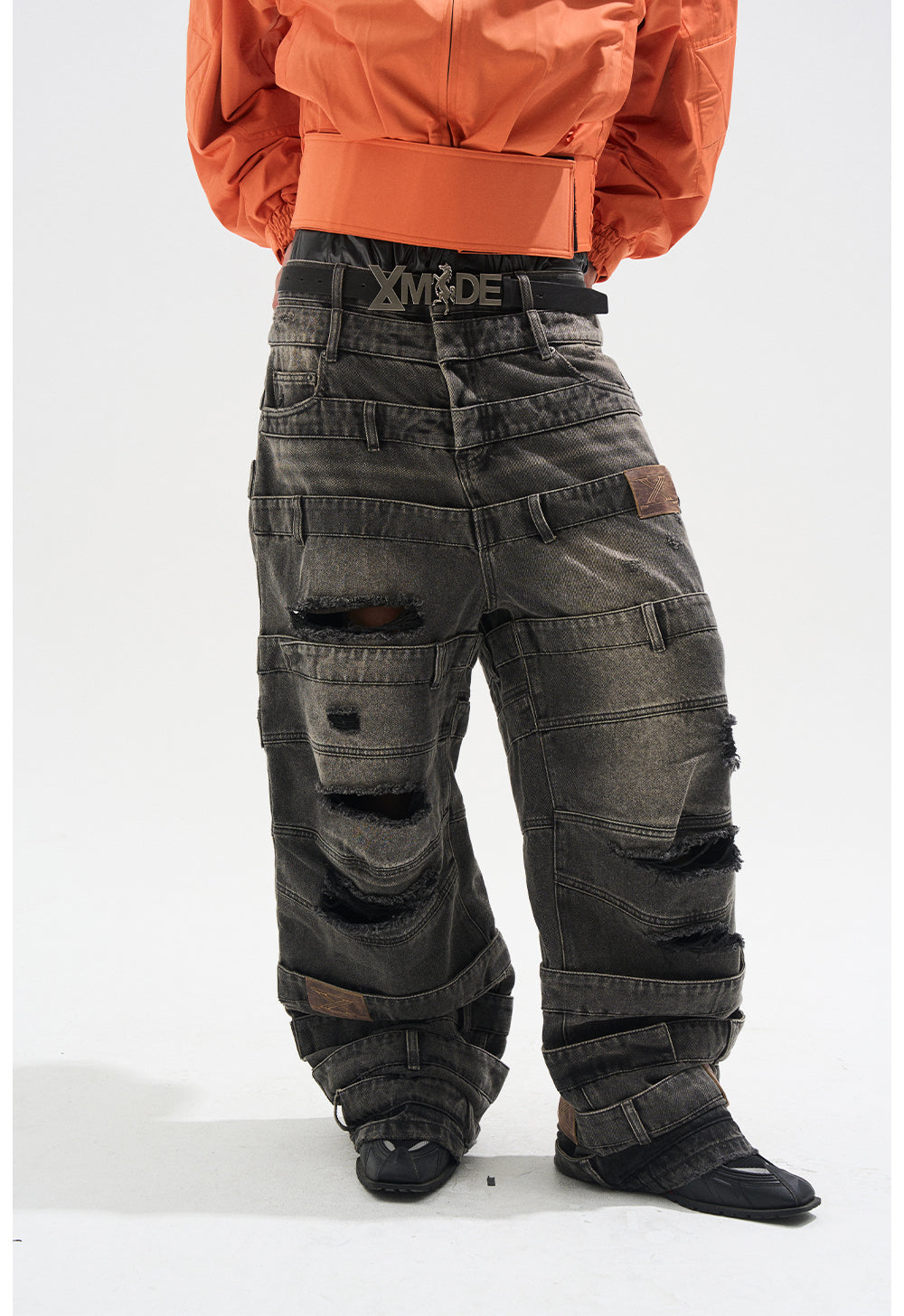 Ash-washed baggy jeans