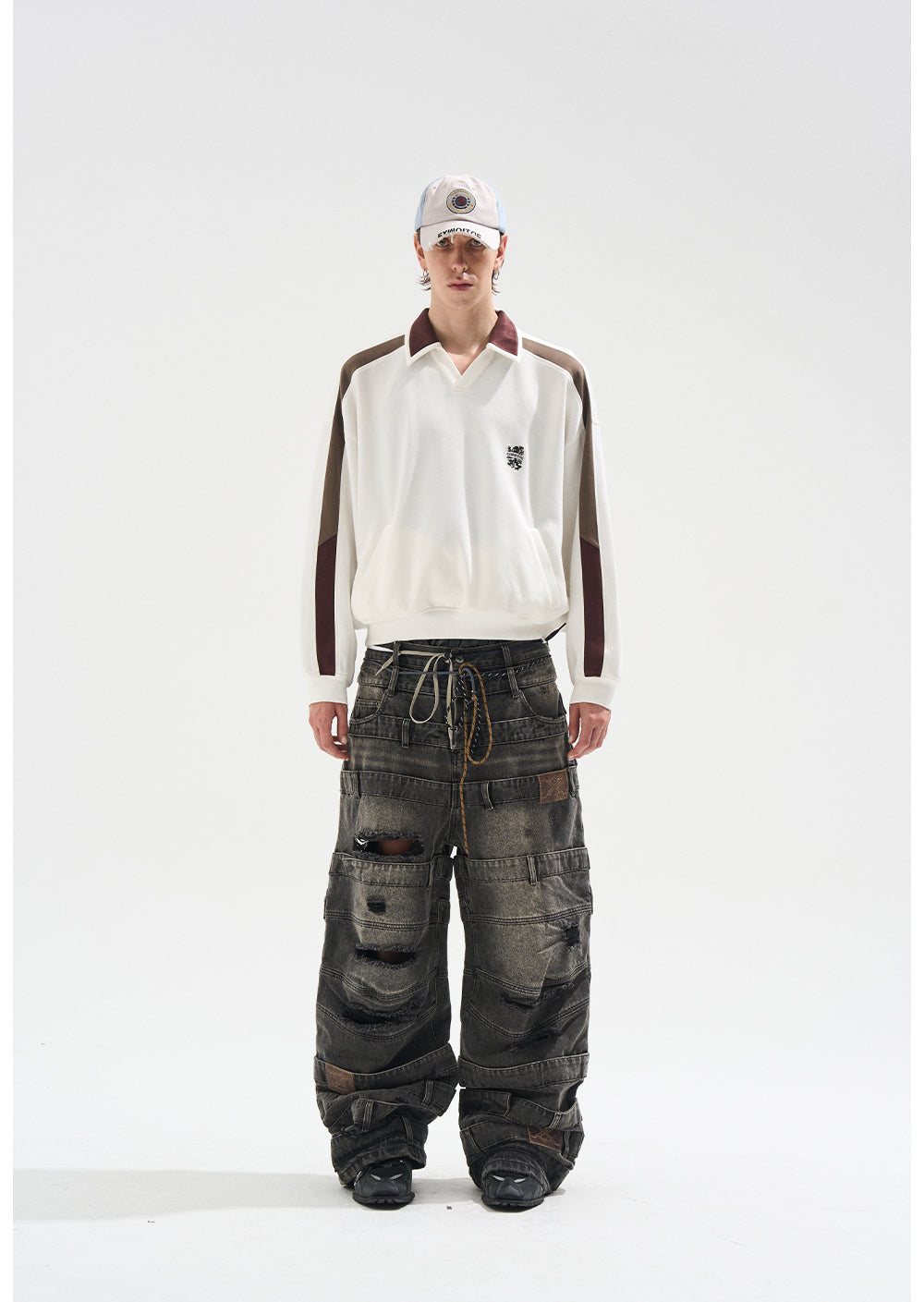 Ash-washed baggy jeans