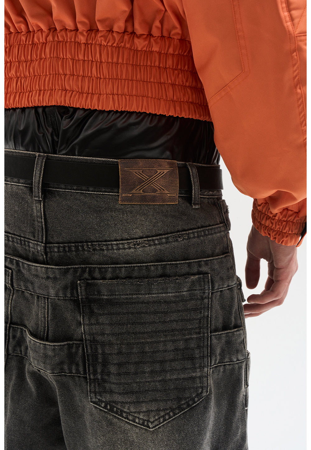 Ash-washed baggy jeans