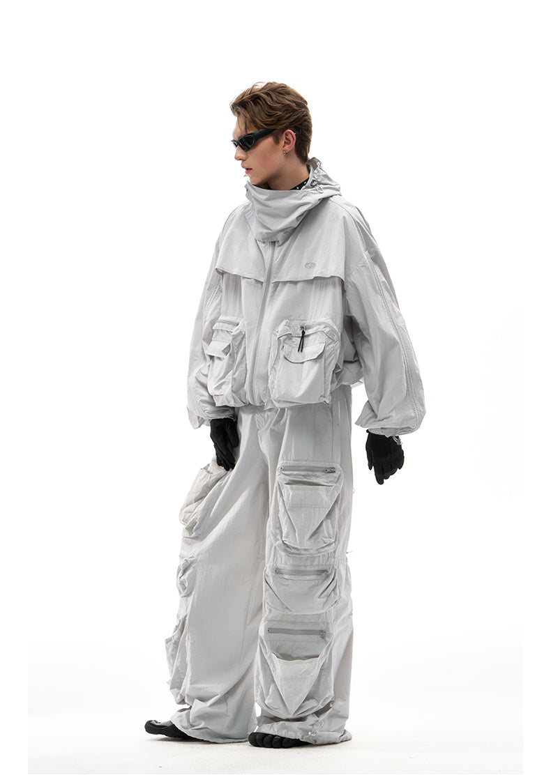 Three-dimensional large pocket light sports jacket