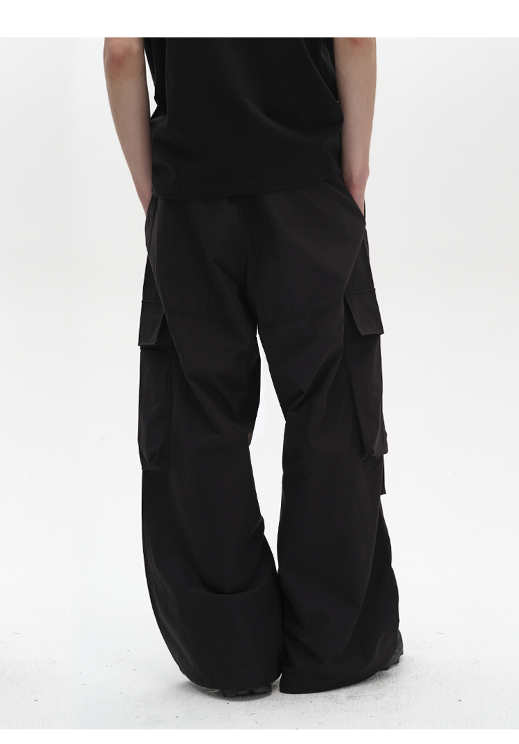 Casual pants with pockets