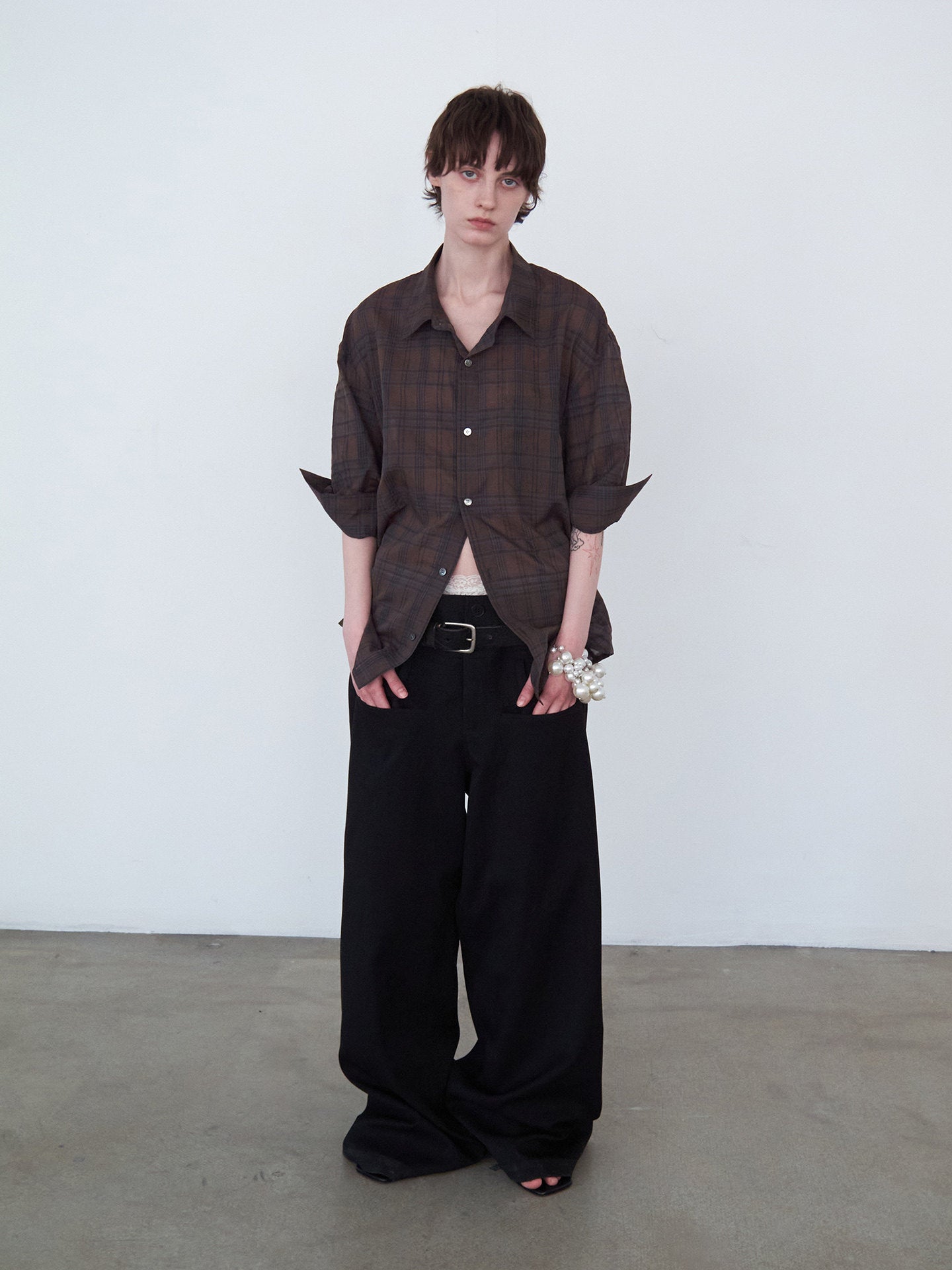Mid-Sleeve Shirt with Rolled-Up Sleeves