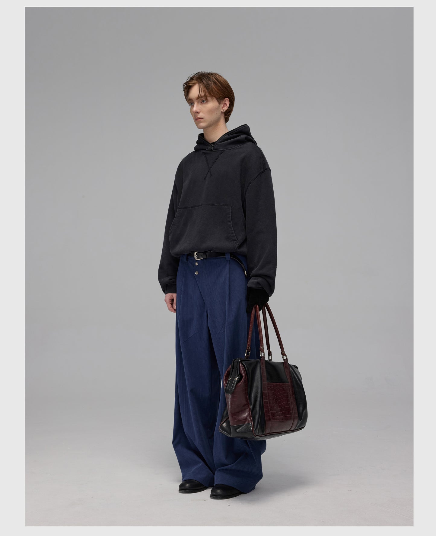 Short Loose Hooded Sweatshirt