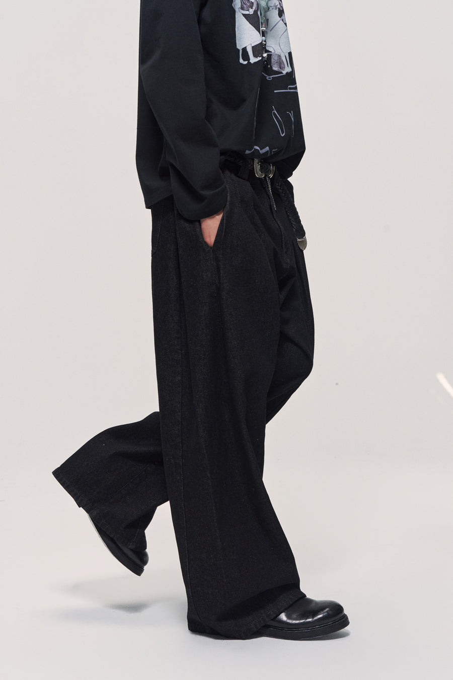 Vintage Double Pleated Jeans