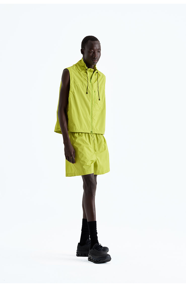 Water-repellent windshell vest