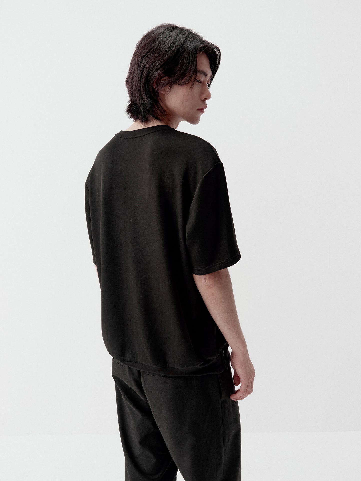 Adjustable with buttons, breathable T-shirt