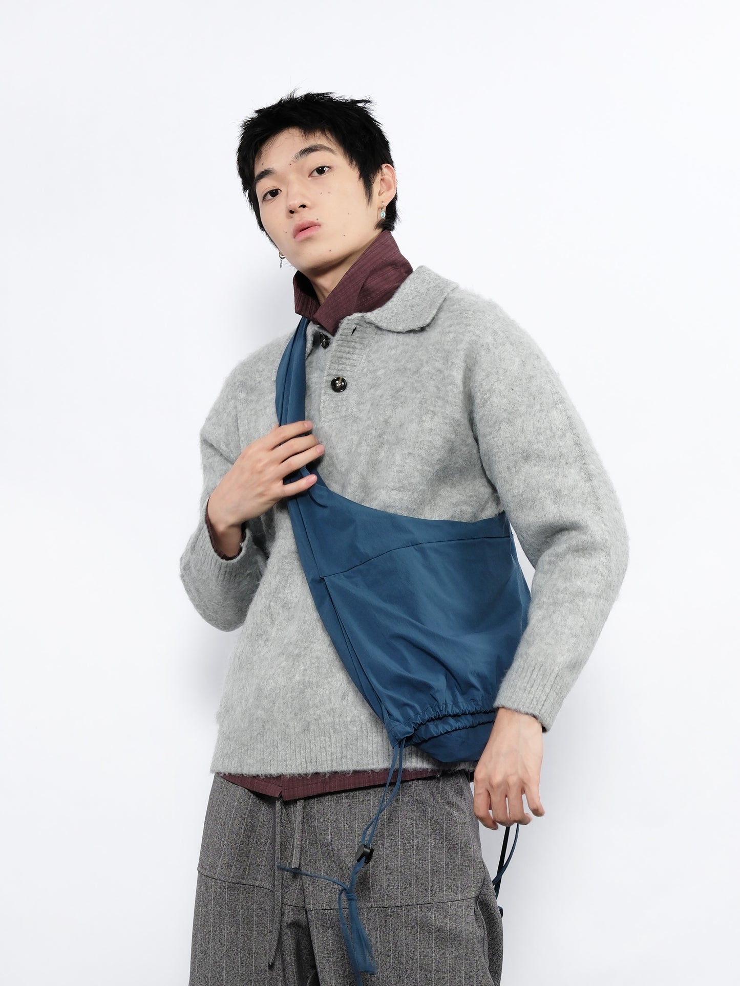 Mix-Color Yarn Collared Sweater