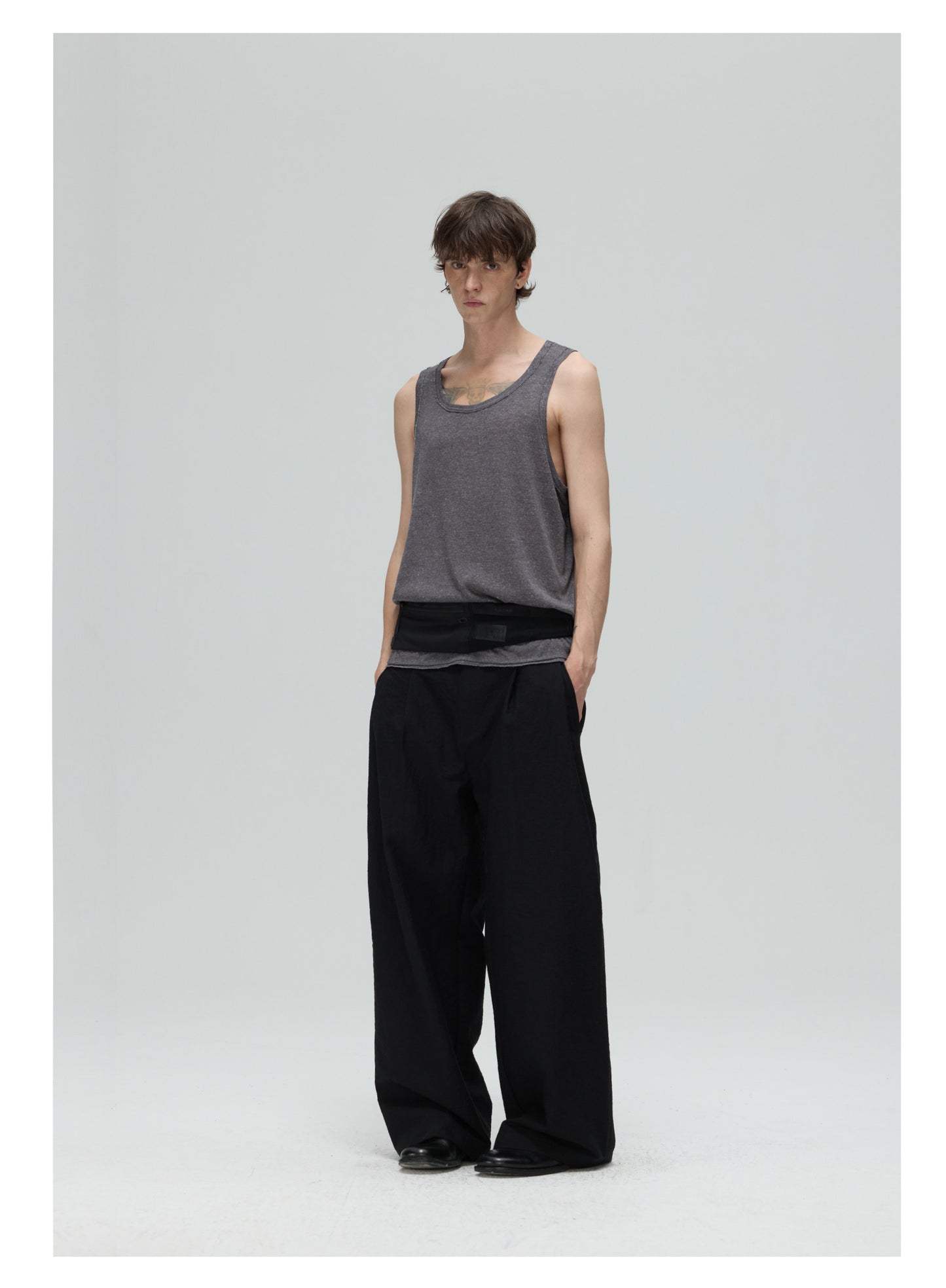 Basic Versatile Sleeveless Shirt