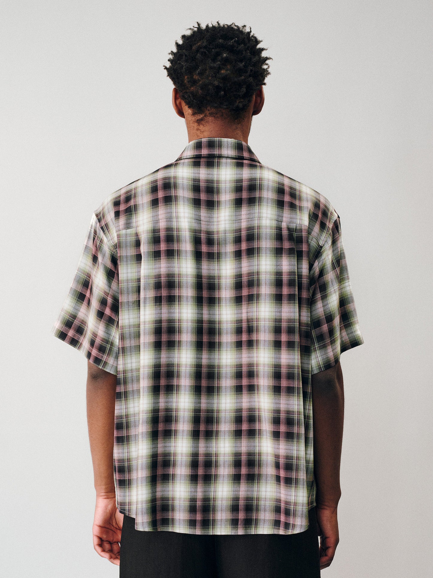 Gradient Check Double-Pocket Shirt