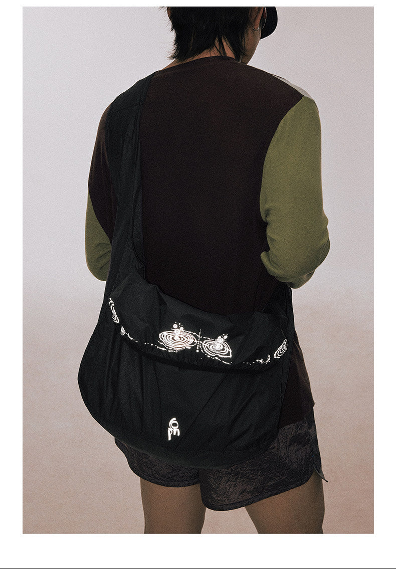 Drawstring Lightweight Shoulder Bag