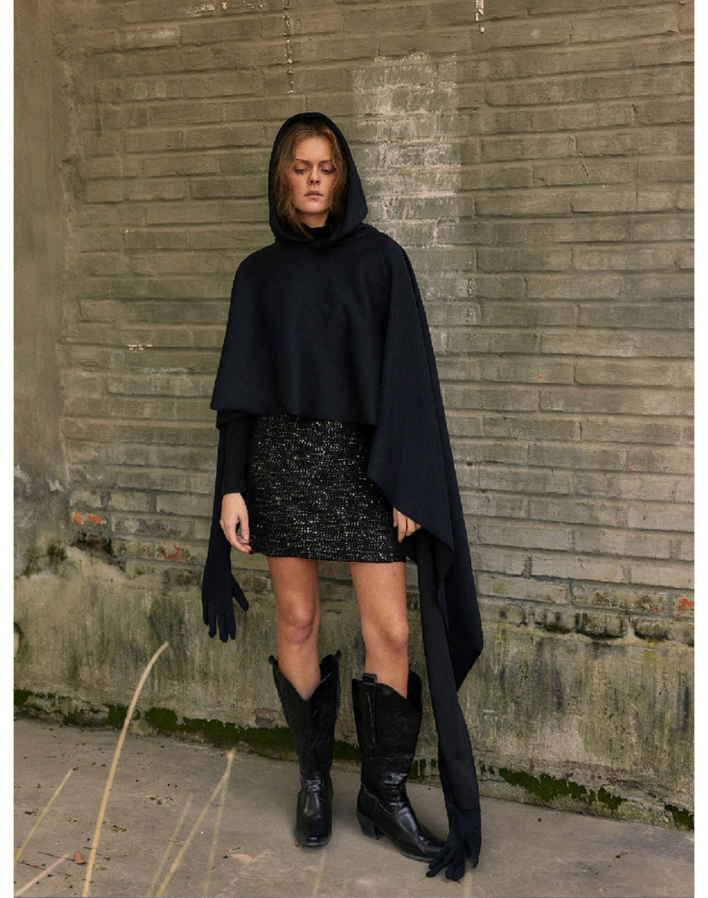 Original Globe Hooded Scarf