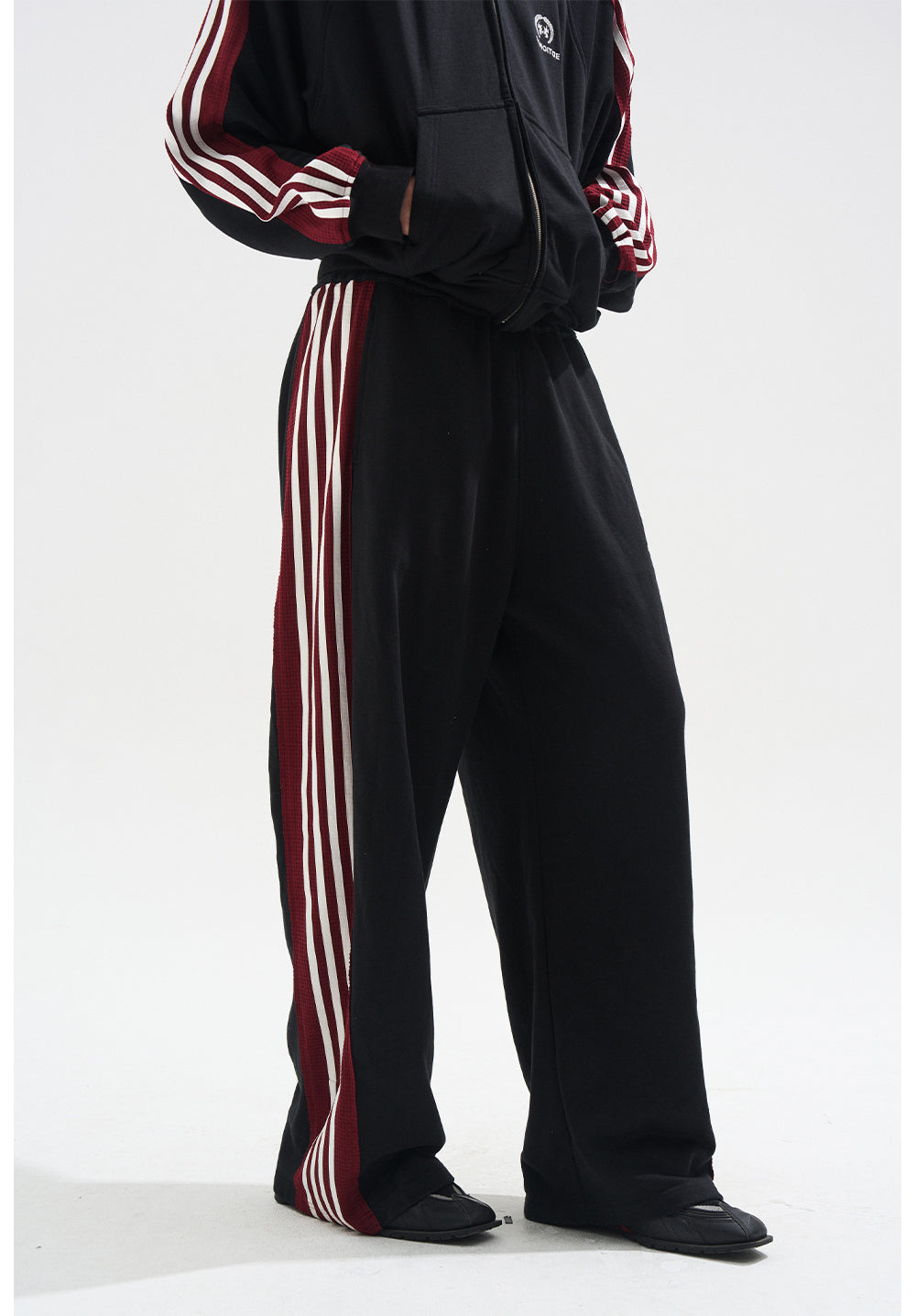 Edge Patch Sweatpants