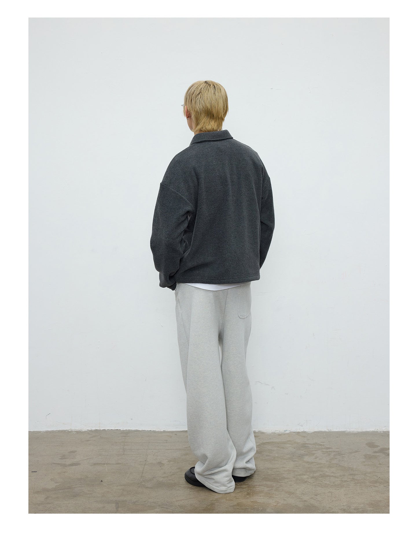 Casual fleece-lined sweatpants