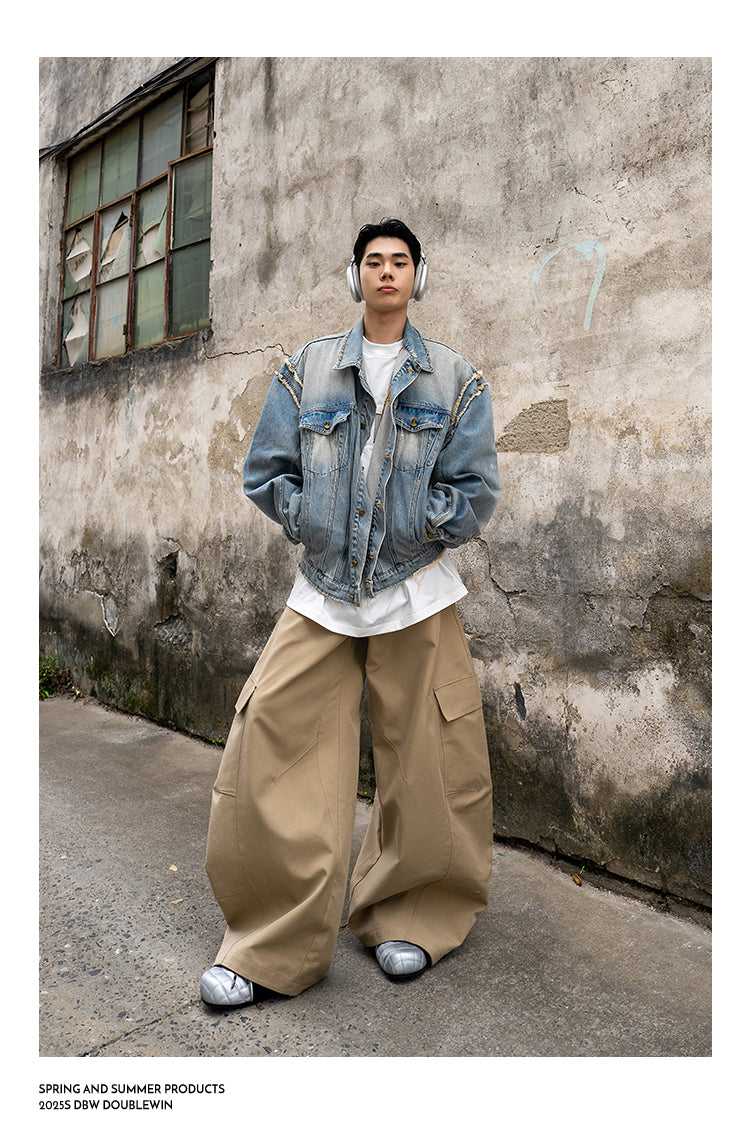 Casual pants with large pockets