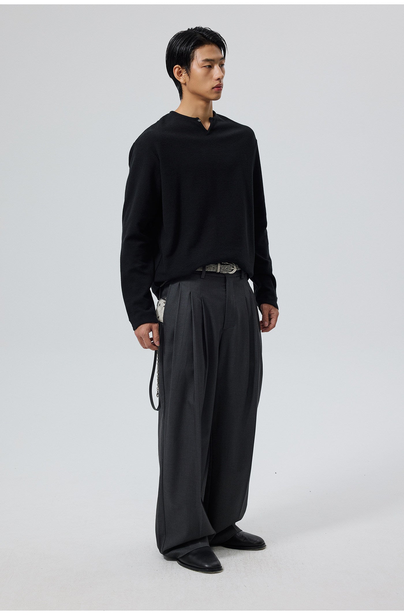 Wrinkle-Resistant Pleated Casual Pants