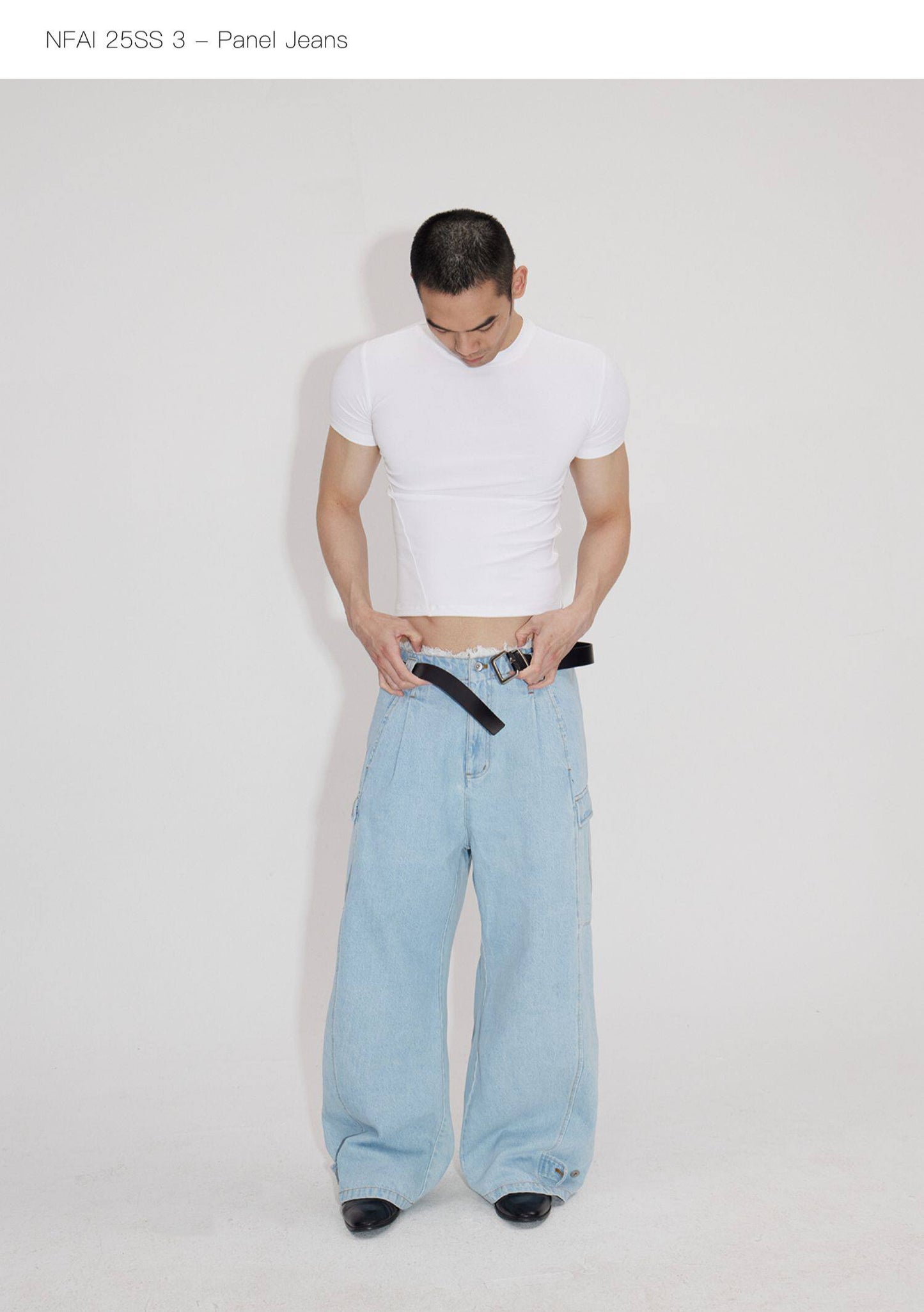 Frayed waist jeans