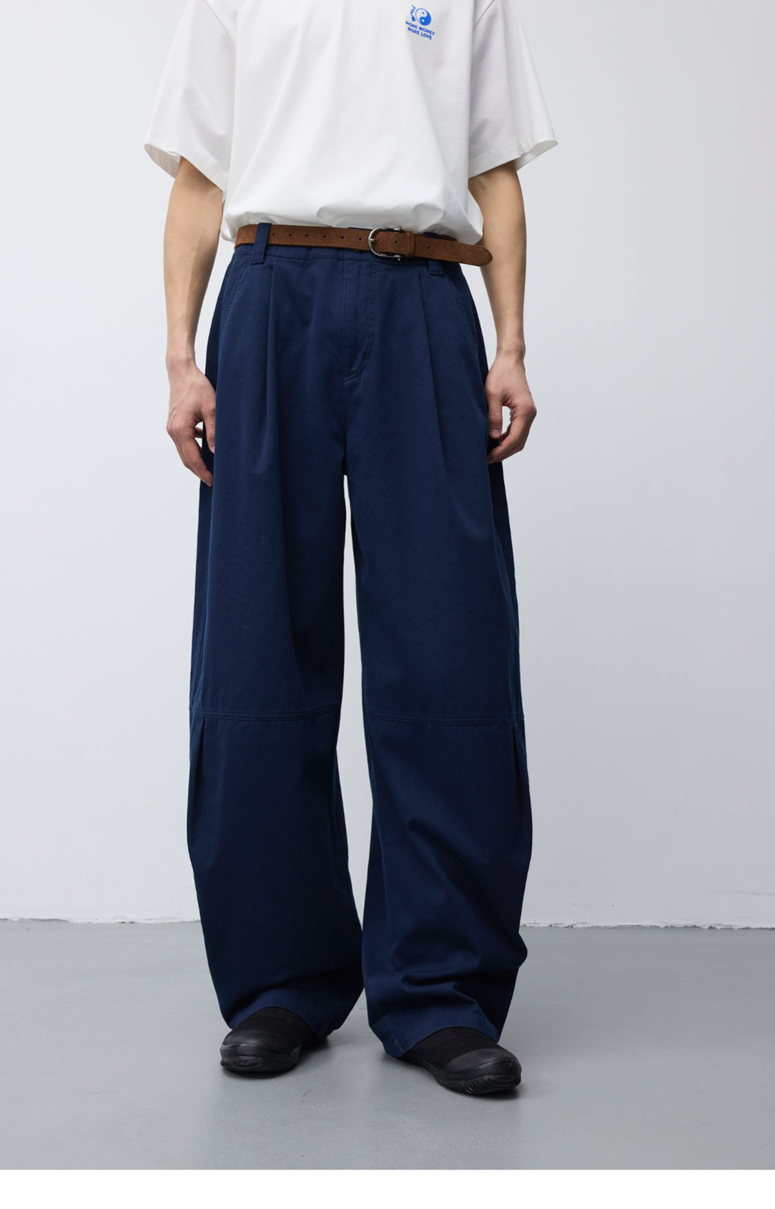 Washed Multi-Pleated Casual Pants