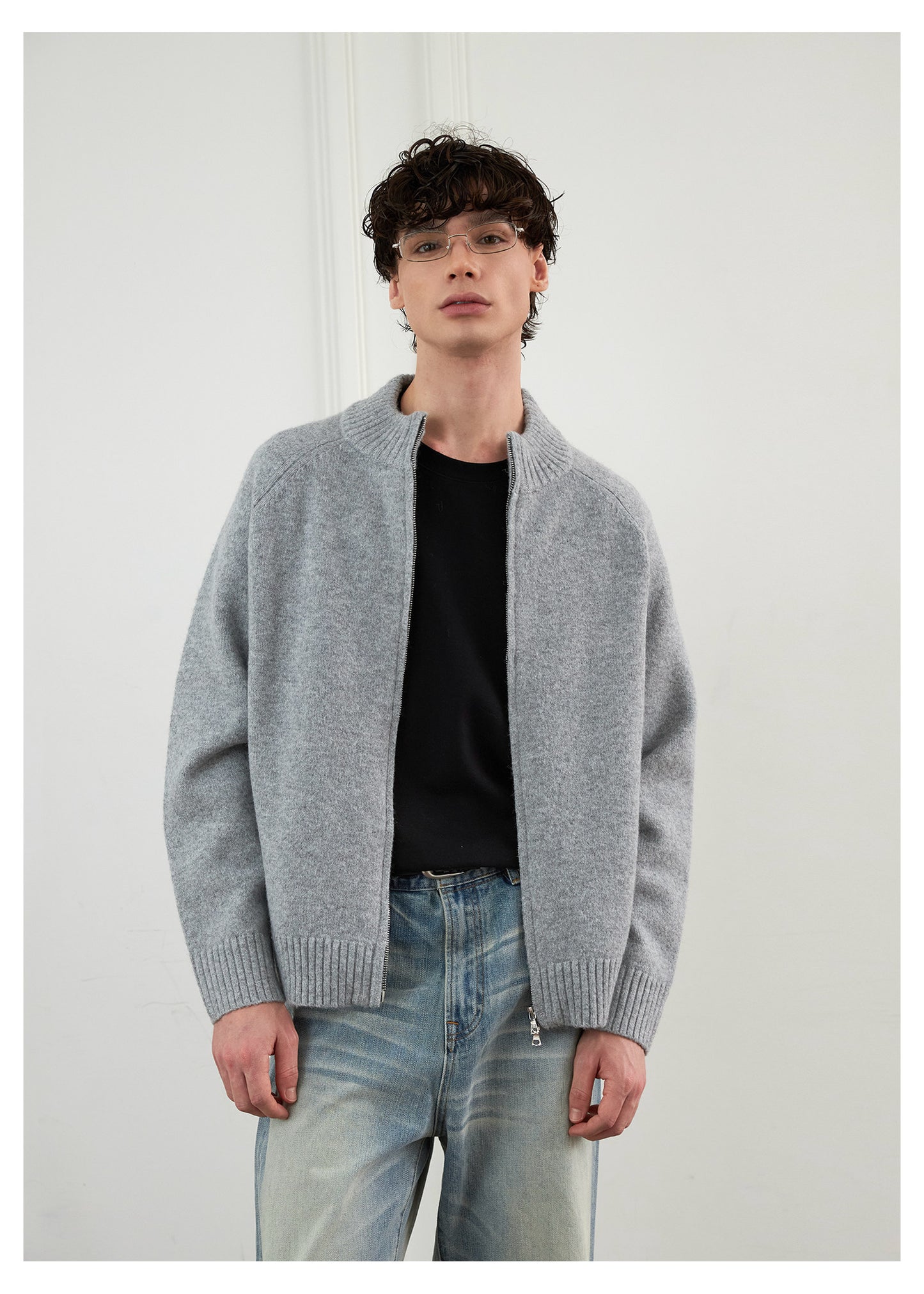 Relaxed Fit Zip-Up Cardigan