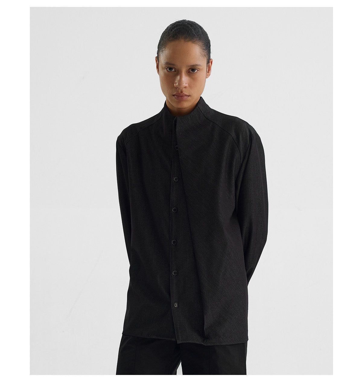 Collarless Half-High Shirt